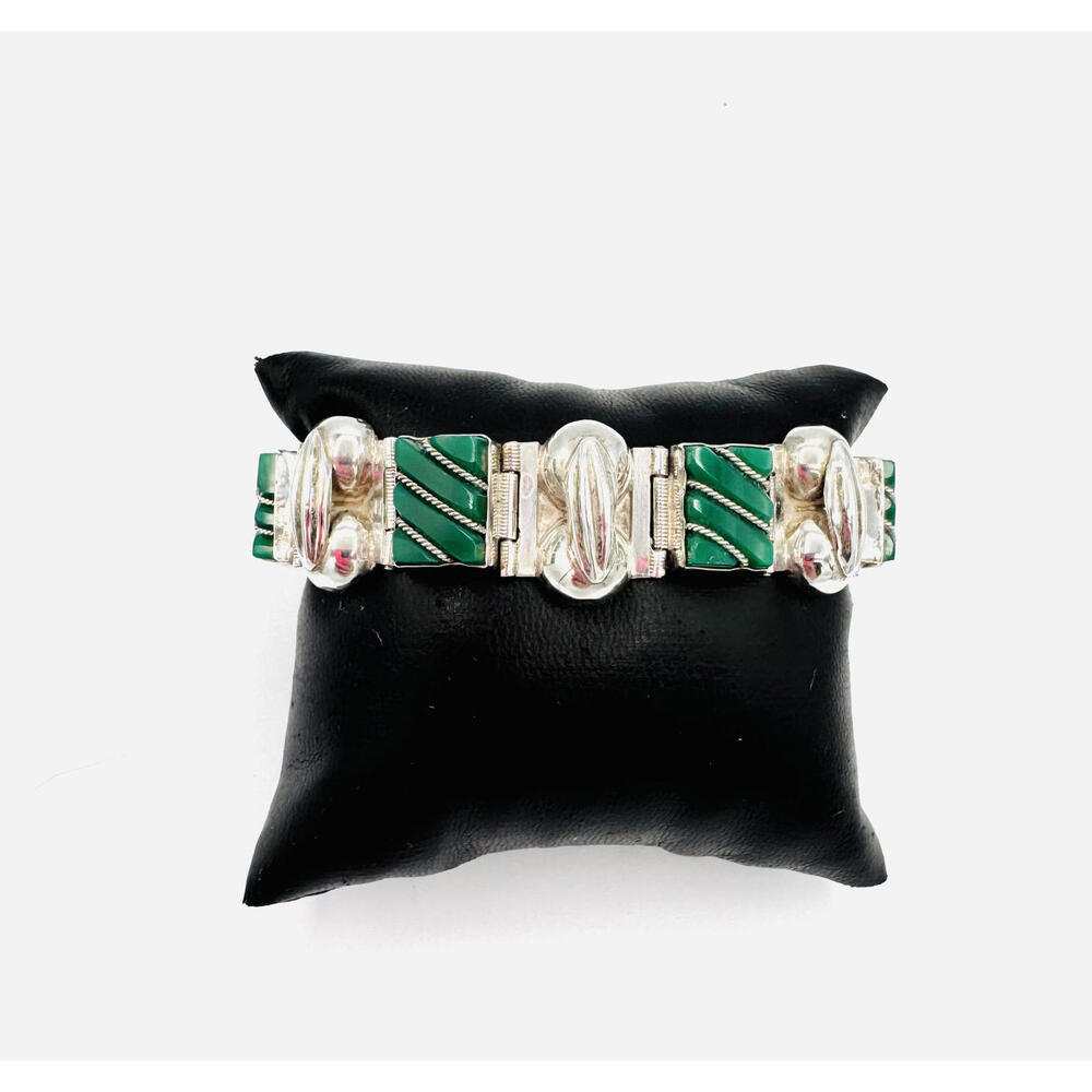 Vintage 1940 sterling silver green onyx  with twisted silver cord panel bracelet
